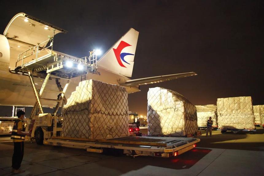 深圳機場新增至倫敦跨境電商“空運專線” 深圳機場新增至倫敦跨境電商“空運專線”