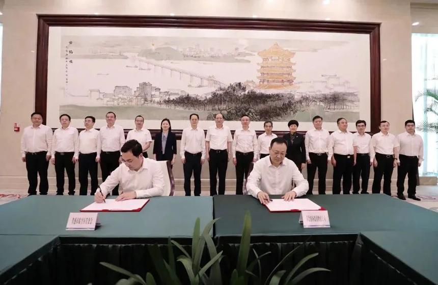 湖北機場集團航空物流公司與孝感市臨空經濟區管委會簽署戰略合作協議 湖北機場集團航空物流公司與孝感市臨空經濟區管委會簽署戰略合作協議