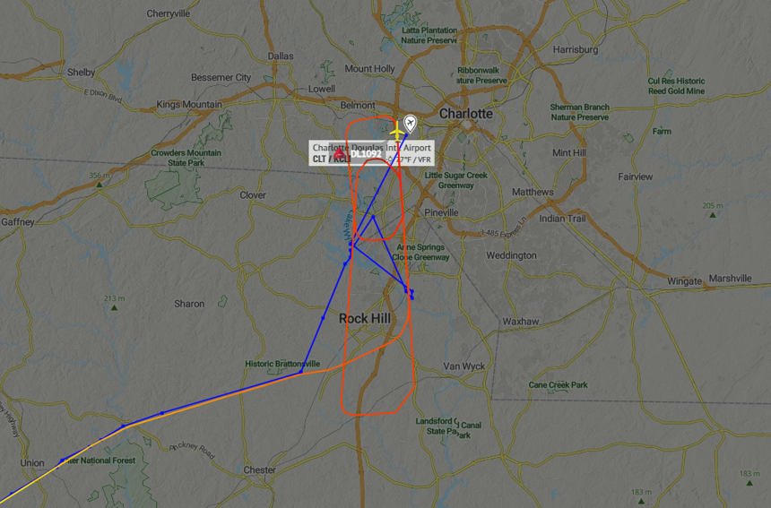 達美航空一架波音客機前起落架未放下驚險落地 飛機一頭“趴地” 達美航空一架波音客機前起落架未放下驚險落地 飛機一頭“趴地”