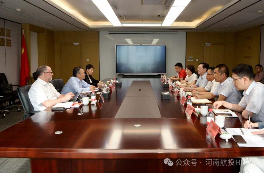 盧森堡貨航首席執行官一行到訪中豫航空